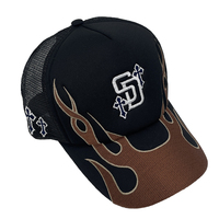Gorra Trucker Premium Personalizada de 6 Paneles, Transpirable, Impermeable, de Espuma y Malla, Bordada con Llama de Fuego Marrón, Estilo Deportivo, para Carreras y Béisbol