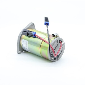 Moteur CC à balais Hy64001 48V 350W avec montage à bride 130 mm, aimant permanent, pour pompe à huile et groupe hydraulique - Product Image 1