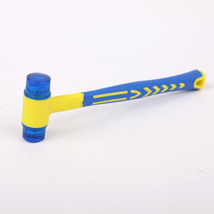 Martillo de instalación DIY con mango recubierto de plástico y agarre texturizado para uso en renovaciones residenciales y comerciales - Product Image 3