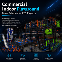 Parc de trampolines intérieur, thème bleu et orange, zone sportive avec obstacles, mur d'escalade, loisirs, certifié CE ASTM