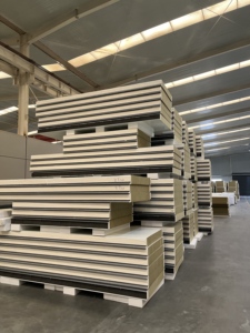Panneaux sandwich modernes en laine <span class=keywords><strong>de</strong></span> roche isolante et ignifuges pour murs extérieurs d'hôtels, entrepôts, villas et toitures <span class=keywords><strong>de</strong></span> garages - Product Image 5