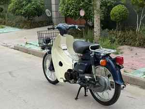 Motocicleta Honda <span class=keywords><strong>Super</strong></span> <span class=keywords><strong>Cub</strong></span> C110 110cc Usada, Estilo Vintage, con Canasta Delantera, Motor sin Escobillas, Velocidad Máxima >80km/h - Product Image 2