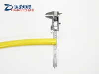 Kabel Serat Optik Umbilical Kapal Selam ROV Tahan Korosi Air Laut Konduktor Tembaga Isolasi PE Selubung PUR Tahan Tegangan 1000V