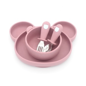 Bebekler İçin Modern Silikon Mama Seti OEM/ODM Özel Logo Dökülmez Ergonomik Tasarım Gıda Teması Güvenli Çatal Kaşık - Product Image 2