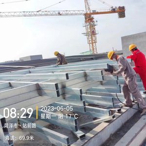 Soporte de diseño de construcción de marco de espacio ligero personalizar Estructura de techo de acero dosel prefabricado marco de espacio gasolinera - Product Image 2