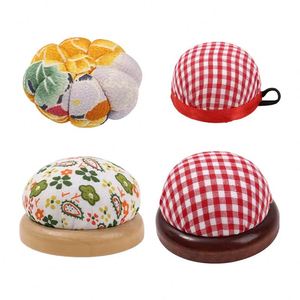 Alfiletero Magnético de Tela Floral con Base de Madera para Muñeca y Mesa, Accesorios de Costura para Proyectos Caseros - Product Image 3