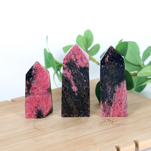 Tour de cristal de rhodonite rose et noire naturelle de haute qualité, obélisque poli en rhodonite, baguette pointue pour la décoration intérieure - Product Image 1