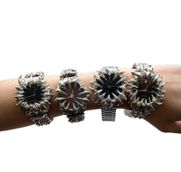 Montres en acier inoxydable avec cadran personnalisé, mouvement à quartz Alabaster Spike, pour hommes et femmes, avec décorations gothiques en étain soudé.