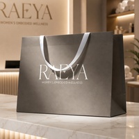 Sacs en papier de luxe personnalisés avec logo pour vêtements de boutique, emballage recyclable pour vêtements et cosmétiques, sacs cadeaux de marque pour le shopping