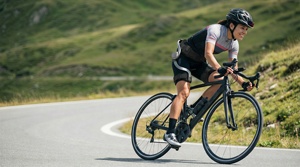 AstroShell Alpha 1 Classic AI Exosquelette de marche portable en alliage de magnésium de qualité aérospatiale pour la randonnée et le cyclisme - Product Image 5