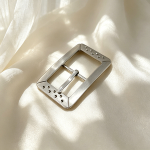 Hebilla de Cinturón con Anillo en D y Logotipo Personalizado, Hebilla de Aleación Grabada para Cinturones de Cuero de Marca para Mujer - Product Image 2