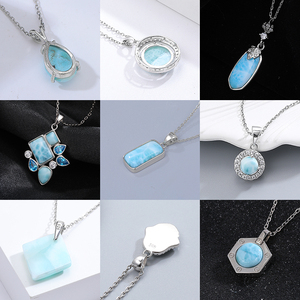 Serene Handiwork Natural Larimar Fine Colgantes & Charms Artesanal Plata de Ley 925 Joyería única y elegante - Product Image 5