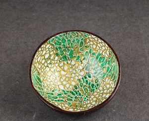 Cuencos de Coco Pulidos y Cucharas de Madera Hechos a Mano (Juego de 2) - Product Image 4