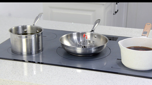 เตาแม่เหล็กไฟฟ้าแบบฝังขนาด 36 นิ้ว 5 หัวเตา สำหรับครัวเรือน - Product Image 1