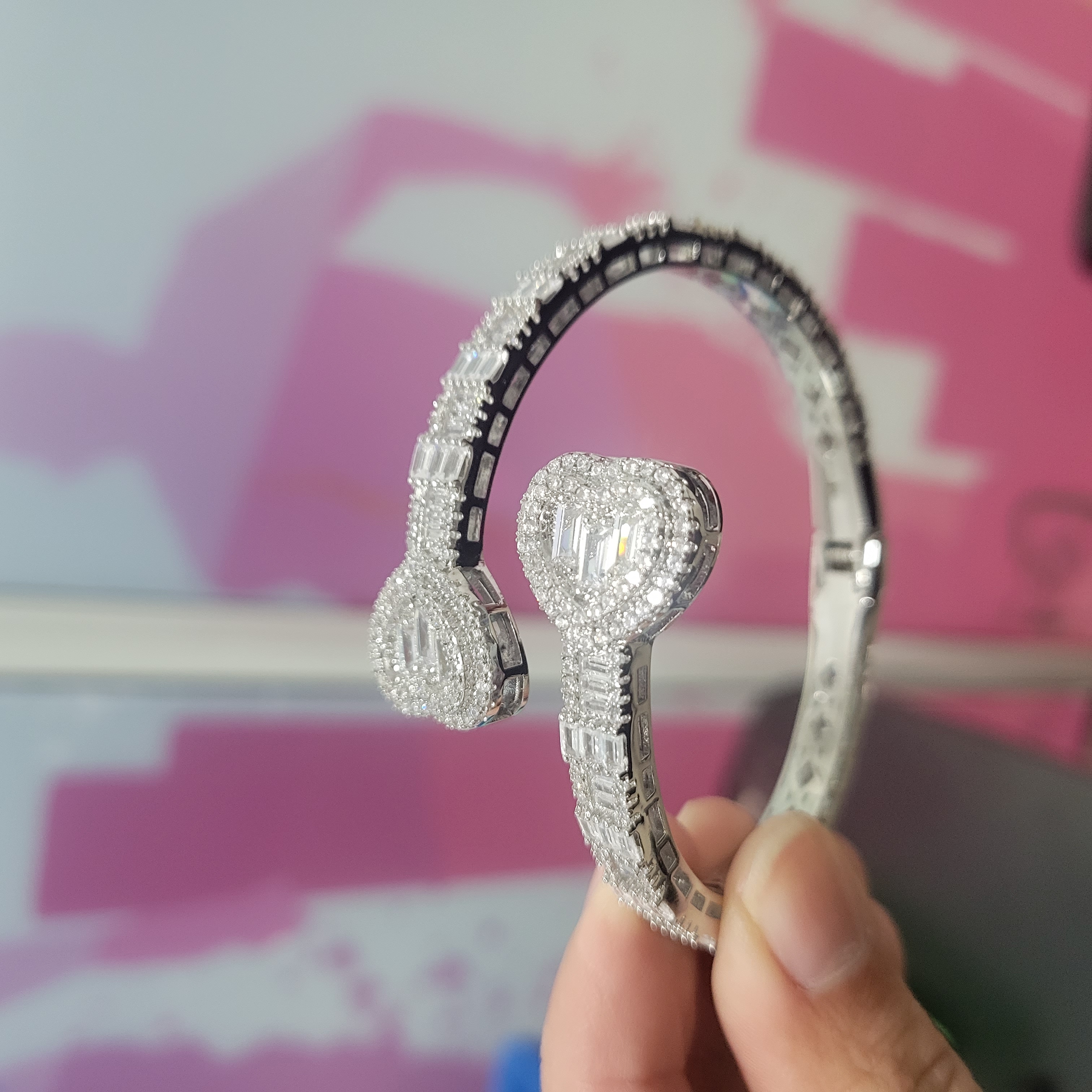 Icy Trend Fashion Heart Bangle Baguette Iced Out CZ Beauty Hip Hop Gold Plated Bracelet Women Diamond Heart Jewelry
