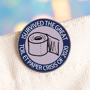 Я пережил большой кризис туалетной бумаги, 2020 эмалированная булавка, забавная брошь, значок на лацкан для вечеринки, ювелирный подарок, оптовая продажа - Product Image 2