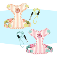Ensemble Harnais et Laisse pour Chien en Tissu Rayé, Harnais Gilet Respirant Anti-Traction Doux pour Petits Chiens et Chats, Logo Personnalisé, Vente en Gros