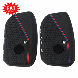 ปลอกกุญแจรถยนต์ 3 ปุ่ม พร้อมห่วงคล้อง สำหรับ <span class=keywords><strong>BMW</strong></span> ซีรีส์ 7 IX I5 <span class=keywords><strong>M60</strong></span> X5 X7 <span class=keywords><strong>X6</strong></span> IX I7 ปี 2023-2025  ฝาครอบกุญแจซิลิโคนนิ่ม - Product Image 6