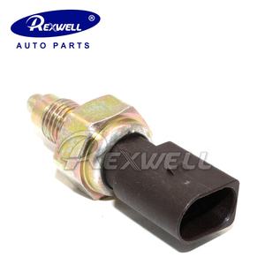 Interrupteur de feux de recul et de frein de qualité supérieure pour pièces automobiles OEM 1439597 02T945415P 02K945415D 02K945415Q pour VW AUDI - Product Image 2