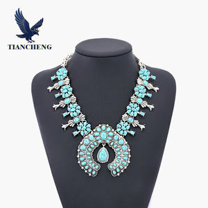 फैशनेबल बोहेमियन लाल आकार कछुआ फूल पेलेंट मिश्र धातु हार - Product Image 4