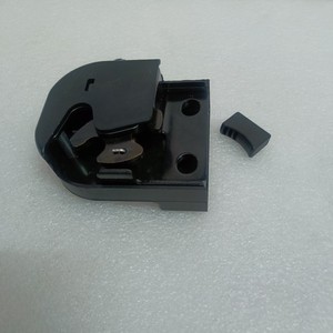 Hyundai Front Windshield Lock 71Q6-02480-490 Slide Lock For Excavator 150 215 225 335-9 Series - Product Image 2