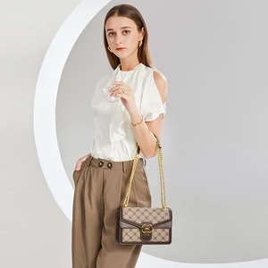 Luxury Womens Leather <b>Crossbody</b> <b>Bag</b> with Custom Logo and Coin Purse Structured Fashion Shoulder Handbag - Product Image 5