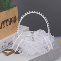 Boîte à bague de fiançailles élégante en dentelle blanche avec fleur artificielle pour cérémonie et décoration de mariage
