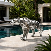 Sculpture sur mesure de panthère réfléchissante en acier inoxydable, design artistique découpé au laser, plaqué argent, statue de mascotte animale d'extérieur