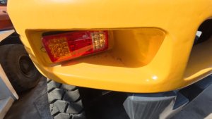 <span class=keywords><strong>Forklift</strong></span> Komatsu 7-ton Bekas Hemat Bahan Bakar Bertenaga Pasokan Pabrik Alat Berat Adaptabilitas Luar Biasa untuk Medan Rumit - Product Image 6