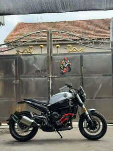Motocyclette à essence d'occasion <span class=keywords><strong>Benali</strong></span> Junior Teacher's 800cc - Product Image 2