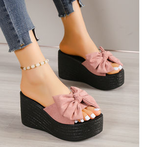 Nouvelles sandales d'été 2025 à talon compensé pour femme avec fleur décorative - Product Image 4