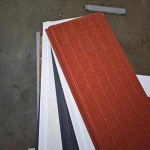 Panneau sandwich en PU insonorisé et isolé pour la construction de bureaux, cloisons de salles de conférence, performance acoustique, installation facile - Product Image 1