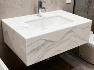 Piani di Lavoro in Quarzo Bianco Karakata Personalizzati per Cucina e Bagno - Prezzi Scontati all'Ingrosso - Product Image 2