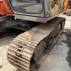 Excavadora Hitachi EX120 usada bien equipada en stock Horas DE TRABAJO bajas Gran Condición 11 Ton 0.52m³ Capacidad del cucharón - Product Image 5