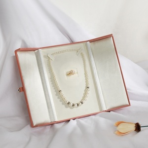 Boîte de <span class=keywords><strong>rangement</strong></span> pour bijoux en <span class=keywords><strong>diamant</strong></span>, collier à double ouverture carré simple vintage avec bouton européen en <span class=keywords><strong>perle</strong></span> YUANQI, pour cadeau d'anniversaire - Product Image 2