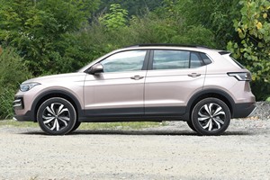 VW Tharu XR 1.5T 110CV 6DCT SUV Compatto 2026 - Motore EA211 <span class=keywords><strong>EVO</strong></span> II, IQ.Drive L2 ADAS, 5.7L/100km - Product Image 4