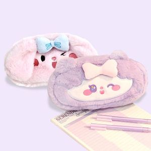 Trousse à crayons en peluche mignonne, étui à crayons doux avec fermeture éclair, trousse à crayons en peluche personnalisée adorable - Product Image 1