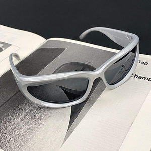 2025 New Outdoor Sports Retro Sunglasses Fashion Y2K Cycling Design Anti UV Sunshade Sunglasses - Product Image 4