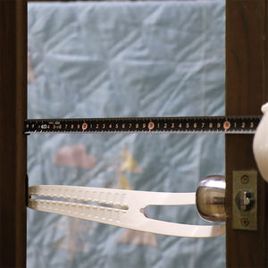 Chiavistello per porta per gatti chiusura per porta per animali domestici chiusura per porta con cinturino regolabile per gatti o animali domestici facile ingresso gatti e mantiene i cani all'aperto - Product Image 4