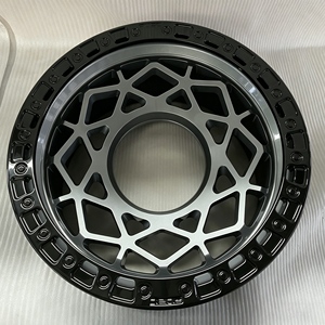 ล้อฟอร์จสองสี ดำ-เทา ขนาด 18 19 20 21 22 นิ้ว แบบ Beadlock สำหรับ Grand  รูน็อตล้อ 5x114.3 5x112 5x120 - Product Image 2