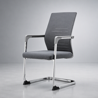Chaise d'invité cantilever pour mobilier de bureau, dossier haut en maille grise, base chromée, assise en tissu, chaise de conférence