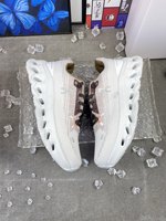 Échantillon gratuit Chaussures de sport unisexes de haute qualité Chaussures de sport légères en mesh respirant Semelle en caoutchouc PU Chaussures de course toutes saisons