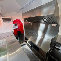Remorque alimentaire mobile Orange à essieu unique avec fenêtre de service pour la restauration rapide, le café, les collations, les desserts et les boissons