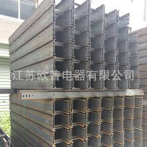 Canaux de câblage en alliage d'aluminium 300x100mm solides pour la pose de câbles - Product Image 2