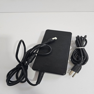 Nouvel adaptateur d'alimentation Plc Pwradpt150w 150w Catalyst Série 1000 Cbs350 <span class=keywords><strong>Cbs250</strong></span> Contrôleur de programmation Plc - Product Image 1