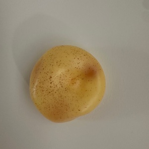 Jouet anti-stress artisanal en forme de pomme de terre à l'huile de coco, non rebondissant, type balle à presser en vaseline - Product Image 5