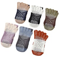 Chaussettes de yoga professionnelles à cinq doigts pour femmes Long Crew Antidérapant Pilates Pression Mollet Chaussettes Sport Coton Printemps Automne Logo