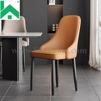 Chaise de salle à manger en cuir de luxe italienne moderne avec pieds en métal - Utilisation à domicile et en hôtel - Siège rembourré