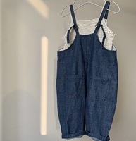 Version coréenne d'été de la nouvelle salopette en denim léger pour garçon et fille version ample pour enfants de la salopette de style occidental