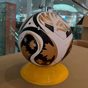Pallone da Calcio Mondiale 2026 Taglia 5 con Logo Personalizzato, in Pelle Senza Cuciture, Popolare in Tutto il Mondo, Laminato e Resistente - Product Image 5